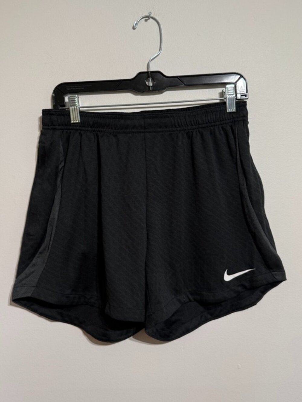 Nike Dri-Fit Unlined Patterned Athletic Shorts, Large